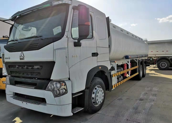 A7 6 * 4 lubrificam o material do poder de cavalo Q345 do caminhão de entrega 380 com o tanque 20cbm