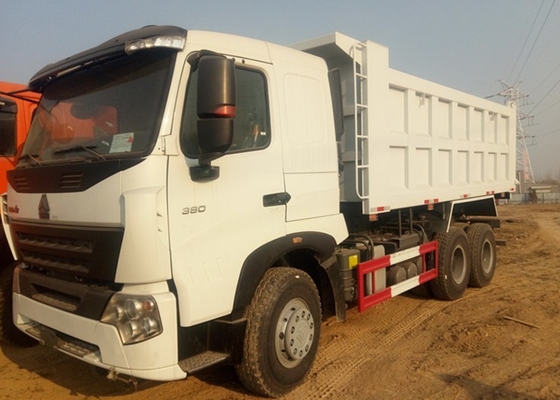 Rodas resistentes brancas do caminhão basculante dez de A7 Sinotruk Howo 6 x 4 18M3 40 T