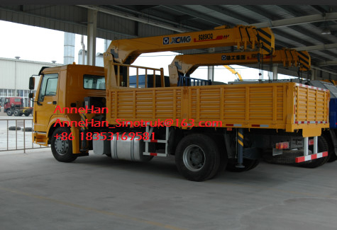 O guindaste de Sinotruk Howo 4x2 montou o caminhão, guindaste telescópico de 5-10 toneladas do crescimento de Xcmg