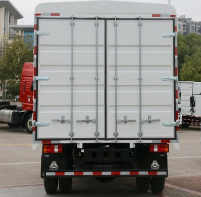 Capacidade de 40 toneladas do caminhão 380hp da carga de SINOTRUK 4x4 com o táxi alto da plataforma HW76