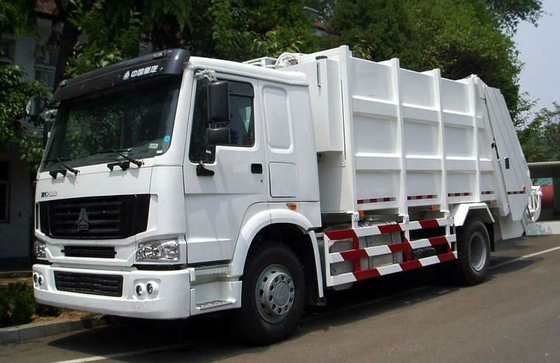 Volume branco do caminhão SINOTRUK HOWO 4x2 6000L do compressor do lixo da cor 12m3