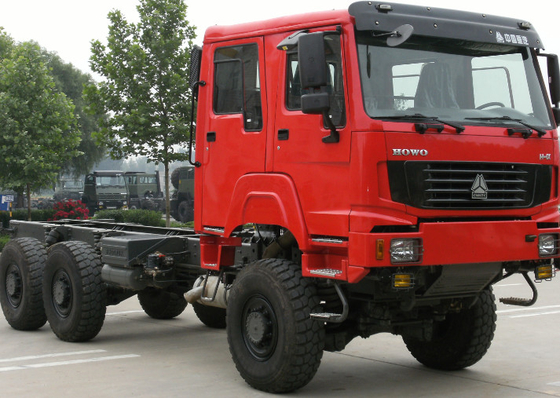 O caminhão do compressor do lixo de ZZ2167M5227 6x6 toda a carga da movimentação da roda transporta o poder III 380hp do Euro II de SINOTRUCK