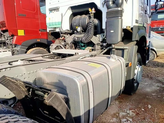 O ISO passou ao caminhão 336HP 375HP do trator de HOWO 30 toneladas 50 toneladas 100 toneladas de 25hp