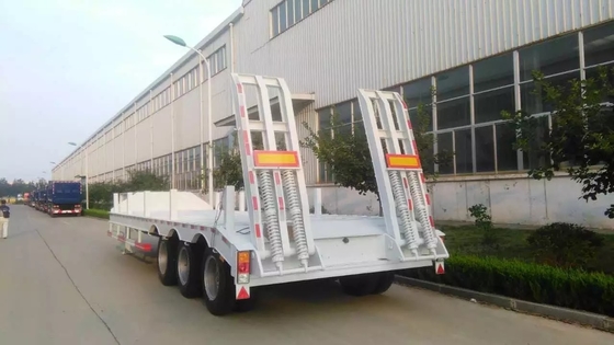 13000M 3 reboques resistentes 50-60T 12 de Alxes Lowbed semi cansa-se com 2 pés