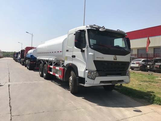 21000 de Sinotruk Howo A7 6x4 litros de caminhão de depósito de gasolina Lhd 4 milímetros de espessura do tanque