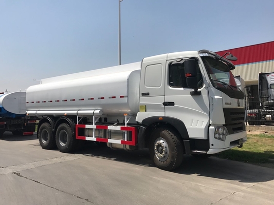 21000 de Sinotruk Howo A7 6x4 litros de caminhão de depósito de gasolina Lhd 4 milímetros de espessura do tanque