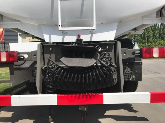 21000 de Sinotruk Howo A7 6x4 litros de caminhão de depósito de gasolina Lhd 4 milímetros de espessura do tanque