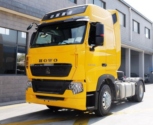 Prima de Howo do táxi do Euro 2 HW 76 - caminhão da roda da movimentação do trator 4*2 do motor