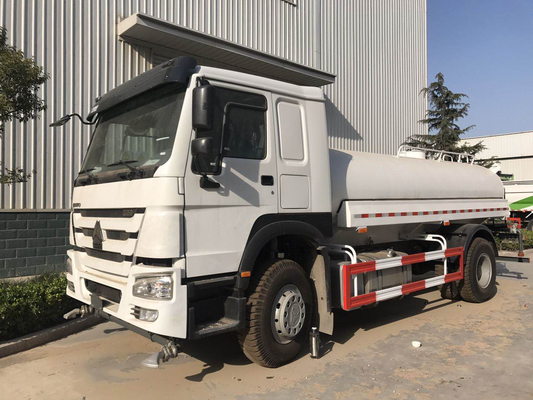 20000L-30000L 336hp LHD Sinotruk Howo7 6x4 10 roda o caminhão do petroleiro da água