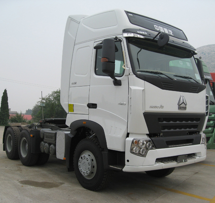 Prima do trator 8L da cara de T7H - caminhão do motor