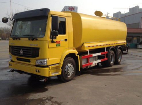 caminhão de tanque da água de 30000L Sinotruk Howo7 com sistema de pulverizador