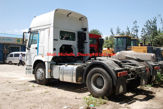 Prima da cabeça do trator de Sinotruk Howo 4x2 - caminhão do motor