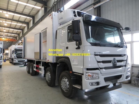 Único refrigerador Van Cargo Truck das rodas 8x4 do táxi 12