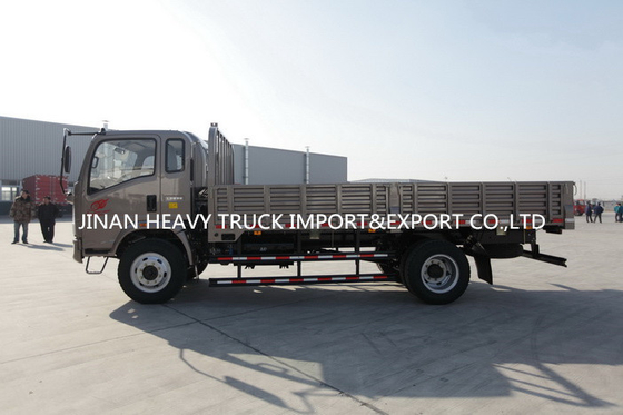 Toneladas DE 8 TONELADAS de Ton Lorry Truck do caminhão da carga da luz de SINOTRUK HOWO 4X2 10 15