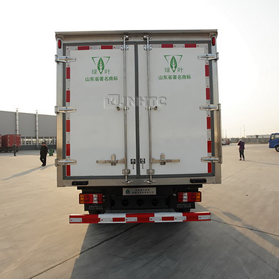 Mini 4x2 6 rodas 10ton HOWO Light refrigerado caixa de caminhão com refrigerador transportador