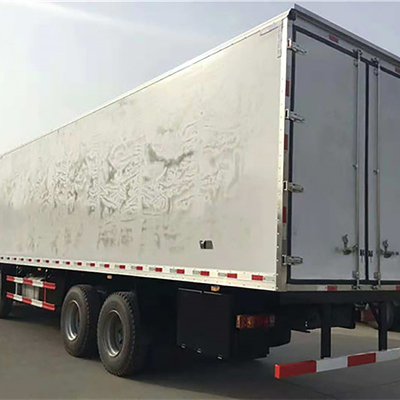 Sinotruk HOWO 45cbm congelador frigorífico 8x4 camião refrigerado camião pesado de 20 toneladas