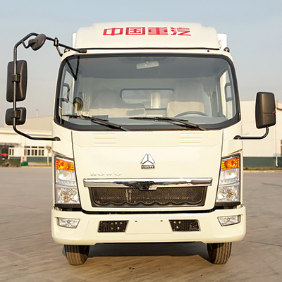 Howo 6 Wheeler Light Refrigerated Box Truck 3T 5 toneladas