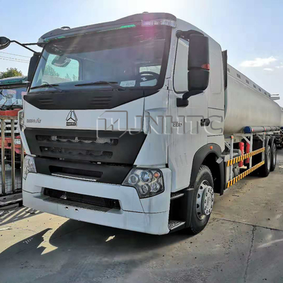 Caminhão de depósito de gasolina Euro2 do óleo de Sinotruk HOWO A7 371hp Euro3 25000L 6x4