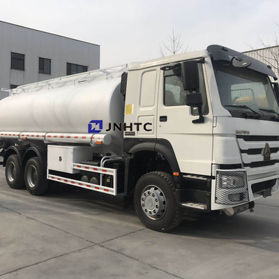 Reboque Euro2 Euro3 25000L 6x4 do petroleiro do combustível de óleo de Sinotruk HOWO 371hp