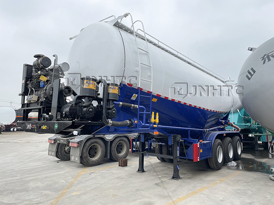 Do reboque maioria do cimento de SINOTRUK 3 Alxes motor diesel 45 de 50 toneladas Cbm