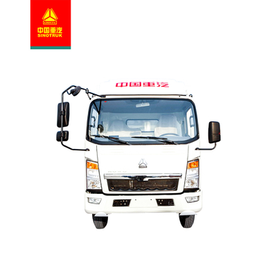 Os pneumáticos de Sinotruk HOWO 6 refrigeram a corrente refrigeraram o dever da luz de Van Transport Truck Fresh Food