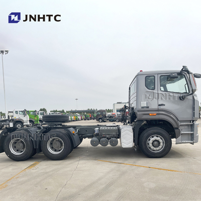 Veículo com rodas principal 4X2 6X4 do caminhão 371hp 420hp 10 do trator de Sinotruck Hohan