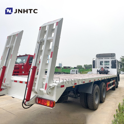 Caminhão da carga de HOWO para o reboque do leito do transporte da maquinaria de construção de Eacavator