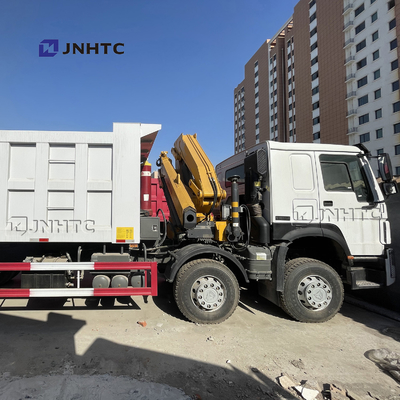 Braço dobrável Crane With Lifting Axle de Howo 16 Wheeler Dump Truck With 10T