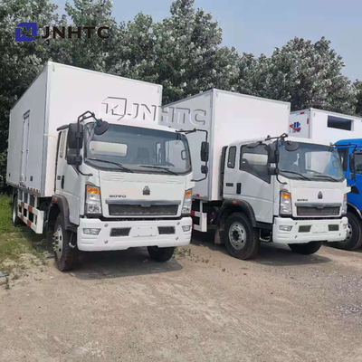 Caminhão vacinal do congelador de refrigerador de Sinotruk HOWO Euro2 5 de 4x2 6 toneladas de luz das rodas