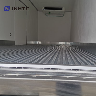 O refrigerador do congelador do caminhão de entrega do recipiente de HOWO 6x4 refrigerou a vacina de 20 toneladas