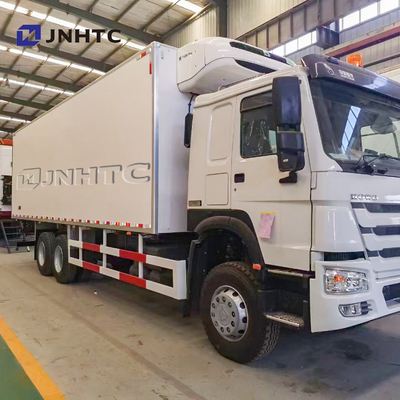 Os contentores 6x4 do refrigerador de Sinotruk Howo refrigeraram o caminhão de 20 toneladas