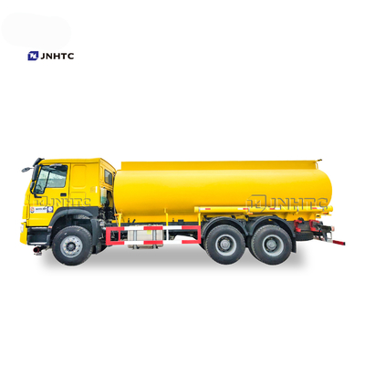Sino caminhão de petroleiro do combustível de HOWO 6x4 371hp com o petroleiro 20cbm