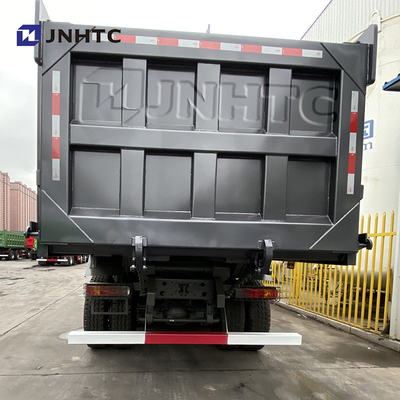 Rodas resistentes pretas 420hp Sinotruk Tipper Truck New Model do caminhão basculante 12
