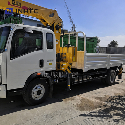 Luz de Sinotruk Howo 4X2 que encurta o crescimento Crane Truck de 5 toneladas