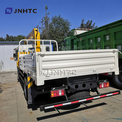 Luz de Sinotruk Howo 4X2 que encurta o crescimento Crane Truck de 5 toneladas
