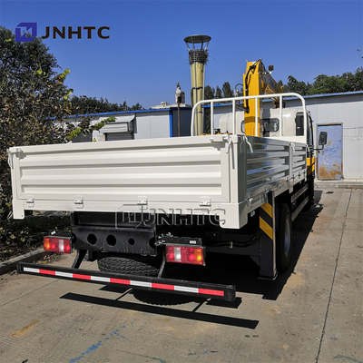 Caminhões comerciais do dever da luz de SINOTRUK HOWO 4X2 com GUINDASTE RHD 10 Ton Truck
