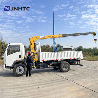 Caminhão de 6 toneladas 4x2 6 rodas Caminhão com guindaste de braço reto HOWO Caminhão de carga leve 3-8 toneladas