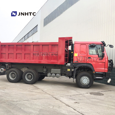 Caminhão basculante da cor vermelha 336hp Sinotruk Howo com 10 rodas e capacidades 18m3