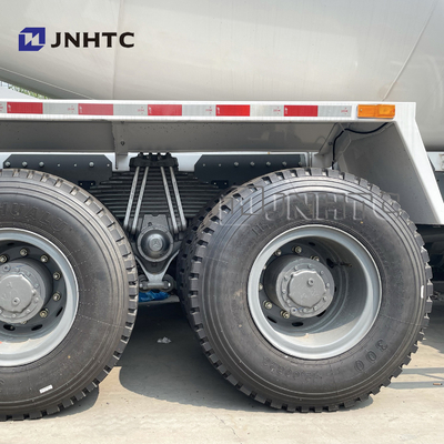 10 veículo 371hp EURO2 do misturador de cimento de Sinotruk HOWO das rodas