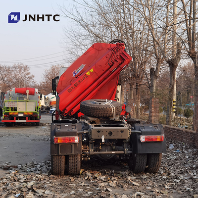 rodas de 371hp 8 Ton Telescopic Crane Truck Sinotruk HOWO 6x4 40t 10