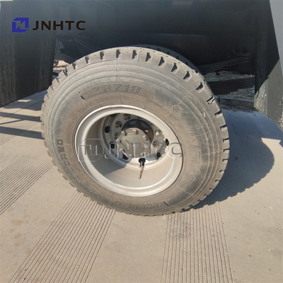 Caminhão militar branco 4X4 de HOWO para o soldado Transport